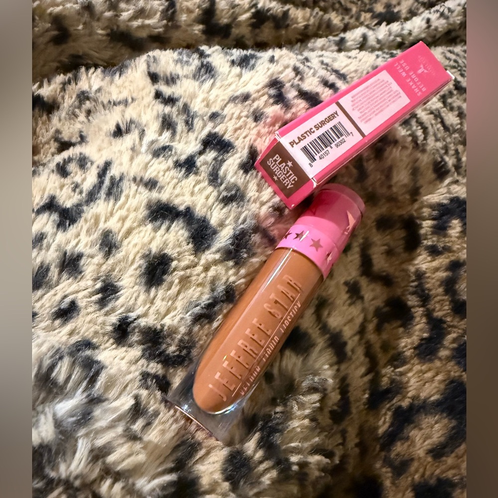 Jeffree Star Velour Liquid Lipstick plastic surgery